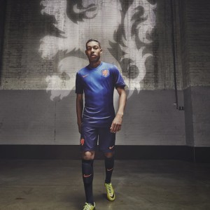 爱游戏体育网页版-“青春筑梦”青少年篮球营在深圳连续举办，推动青苗成长，深圳青少年篮球训练